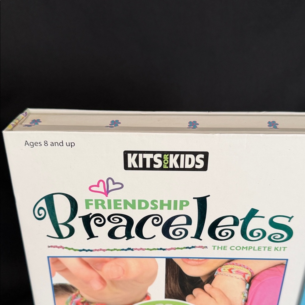 Friendship Bracelets Kit - Colorful Craft Set - Picture 2 of 4